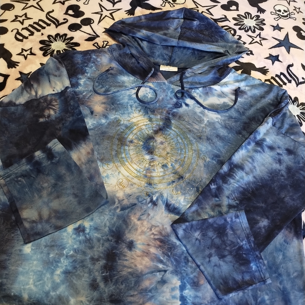 Astrological Sign Hoodie Tee Pullover Tie Dye Purple Blue Celestial